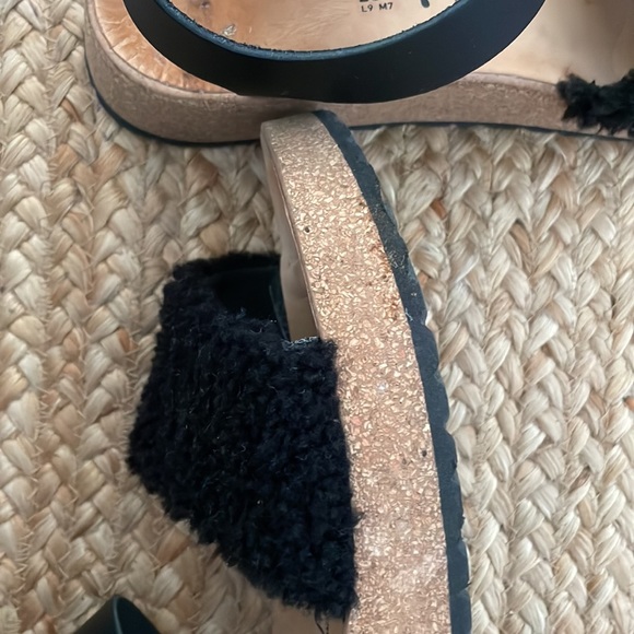 Birkenstock/Papillio Shearling Sandals, Black,Size 40. Worn 3X. - Picture 6 of 8